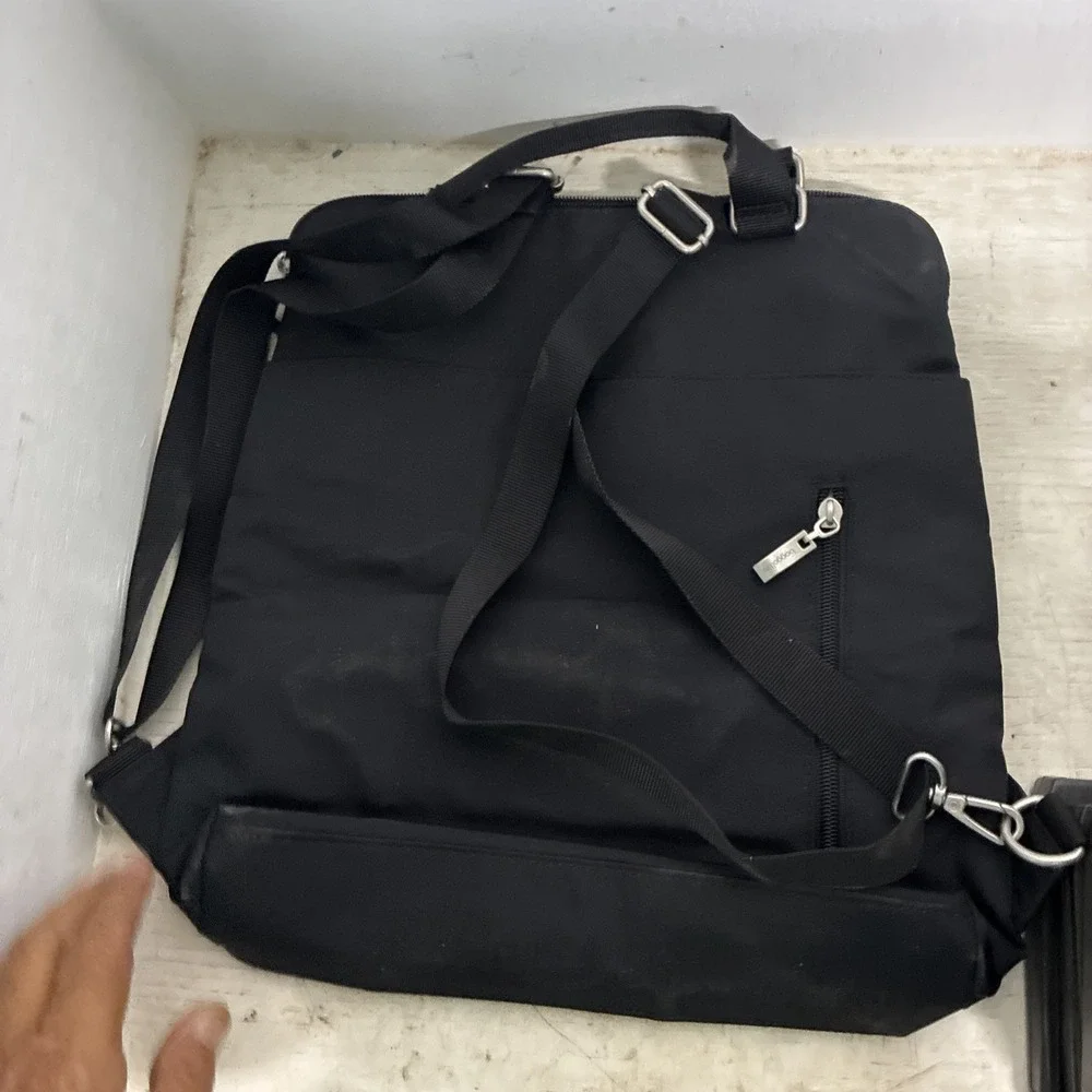 baggallini backpack black 14x13 Canvas Zippers